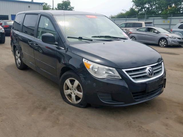 2V4RW3D13AR236729 - 2010 VOLKSWAGEN ROUTAN SE BLACK photo 1