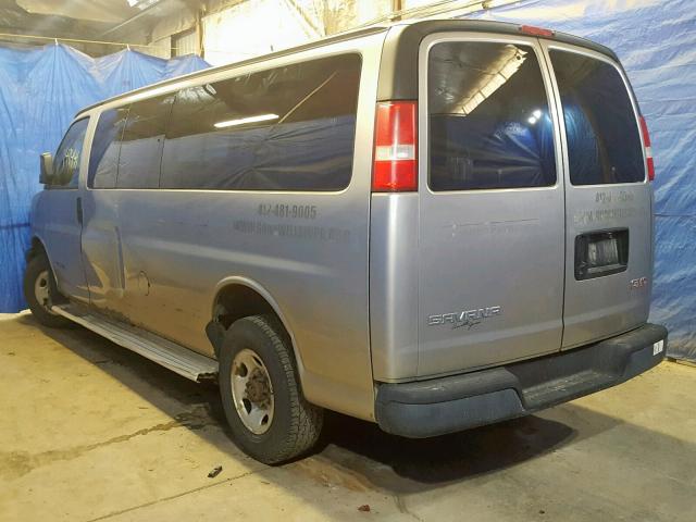 1GJHG39U431188664 - 2003 GMC SAVANA G35 SILVER photo 3