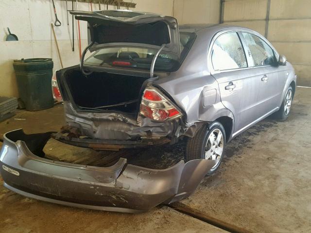 KL1TD56657B105360 - 2007 CHEVROLET AVEO BASE ნაცრისფერი ფოტო 4