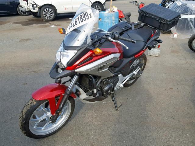 JH2RC870XHK100066 - 2017 HONDA NC700X RED photo 2