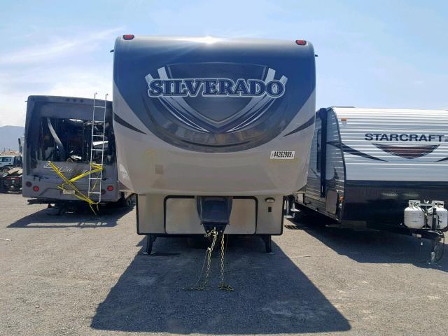 5SFBG4121EE275024 - 2014 SILV MOTORHOME TWO TONE photo 2