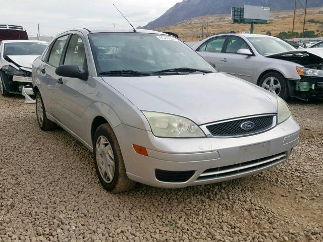 1FAFP34N97W233630 - 2007 FORD FOCUS ZX4 SILVER photo 1