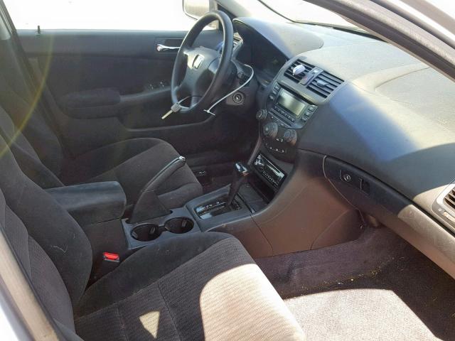 1HGCM56194A005505 - 2004 HONDA ACCORD DX SILVER photo 5