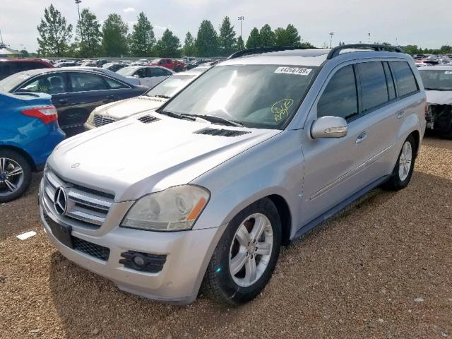 4JGBF71E78A299658 - 2008 MERCEDES-BENZ GL 450 4MA SILVER photo 2