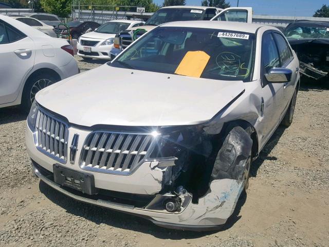 3LNDL2L32CR824298 - 2012 LINCOLN MKZ HYBRID WHITE photo 2