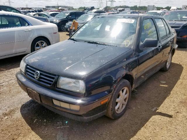 3VWSA81HXVM097850 - 1997 VOLKSWAGEN JETTA GLS BLACK photo 2