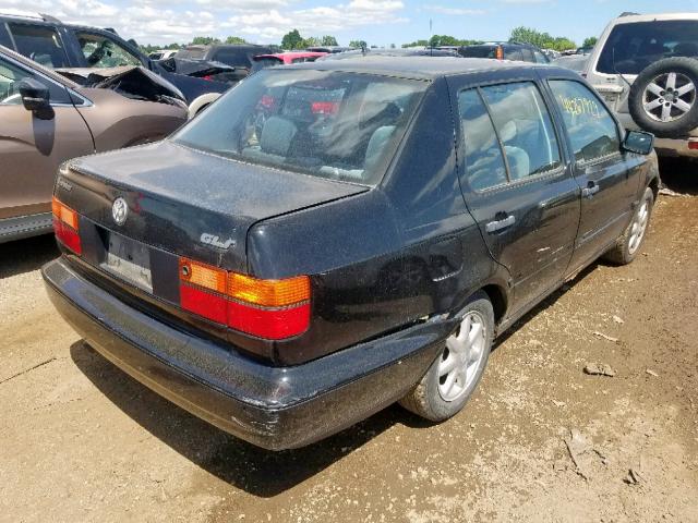 3VWSA81HXVM097850 - 1997 VOLKSWAGEN JETTA GLS BLACK photo 4