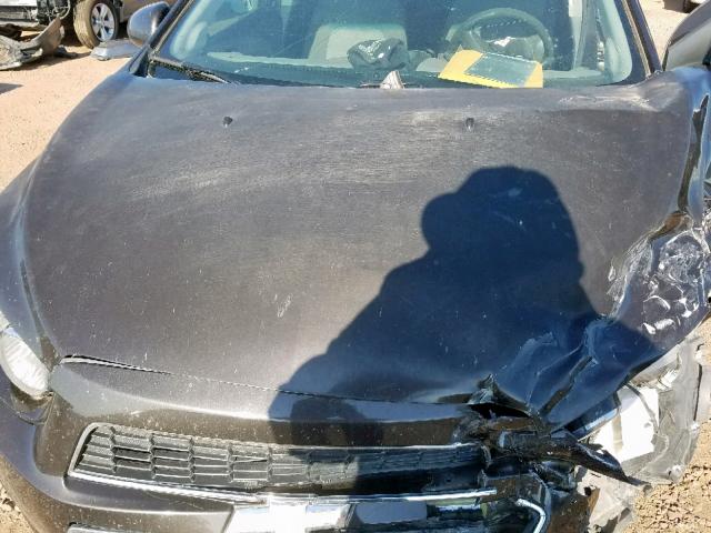 1G1JA5SH5D4233722 - 2013 CHEVROLET SONIC LS 黑色 照片 7