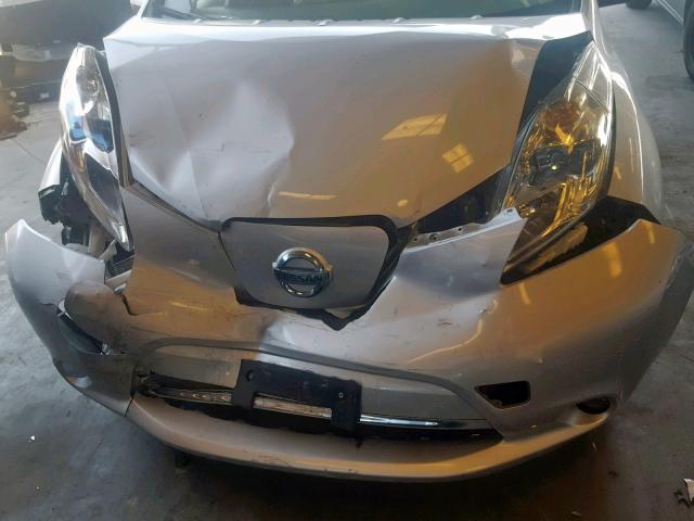 1N4AZ0CP0FC305451 - 2015 NISSAN LEAF S SILVER photo 7