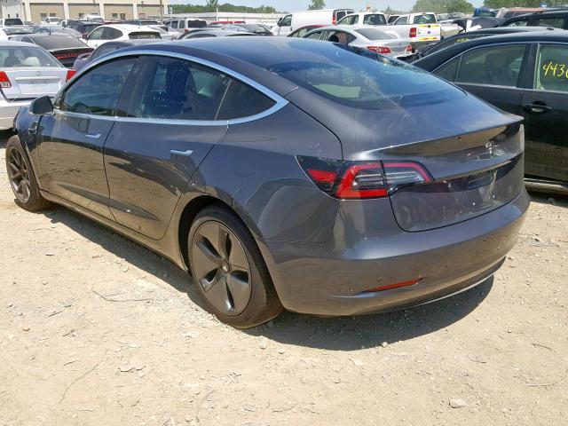 5YJ3E1EB4JF104315 - 2018 TESLA MODEL 3 GRAY photo 3