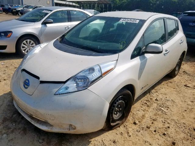 1N4AZ0CP0FC331774 - 2015 NISSAN LEAF S WHITE photo 2