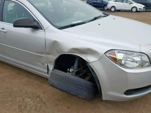 1G1ZA5E11BF171593 - 2011 CHEVROLET MALIBU LS SILVER photo 9