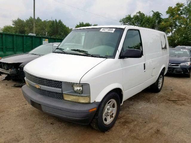 1GCDM19X23B107409 - 2003 CHEVROLET ASTRO WHITE photo 2