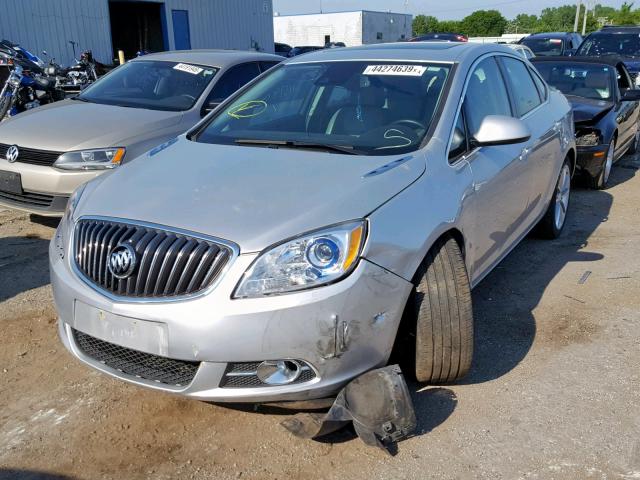 1G4PR5SK2F4219586 - 2015 BUICK VERANO CON SILVER photo 2