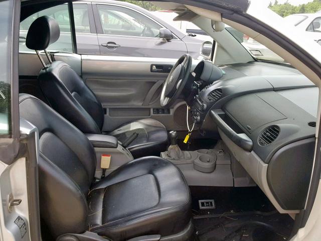3VWCK21Y53M317830 - 2003 VOLKSWAGEN NEW BEETLE ვერცხლისფერი ფოტო 5