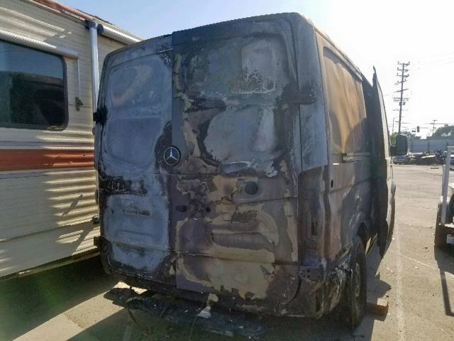 WD3PE7CDXHP516967 - 2017 MERCEDES-BENZ SPRINTER 2 BURN photo 4