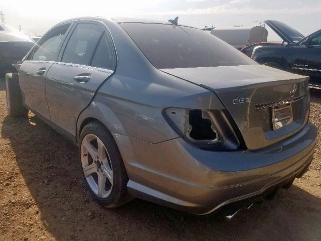 WDDGF77X88F107045 - 2008 MERCEDES-BENZ C 63 AMG GRAY photo 3