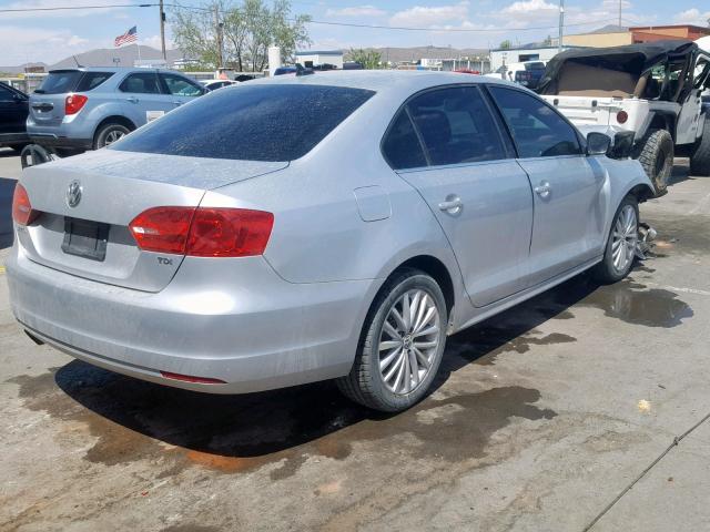 3VWLL7AJ0DM406414 - 2013 VOLKSWAGEN JETTA TDI SILVER photo 4