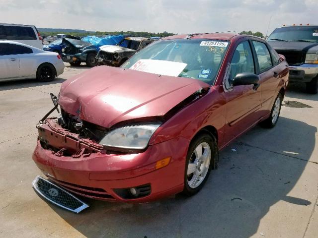 1FAFP34N55W136986 - 2005 FORD FOCUS ZX4 BURGUNDY photo 2