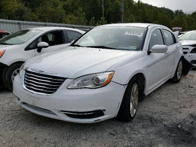 1C3CCBBB3DN547470 - 2013 CHRYSLER 200 TOURIN WHITE photo 2