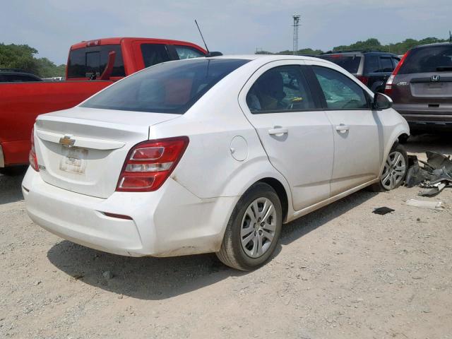 1G1JB5SH2H4164233 - 2017 CHEVROLET SONIC LS 白色 照片 4