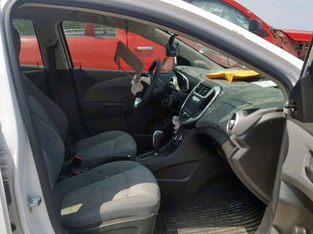 1G1JB5SH2H4164233 - 2017 CHEVROLET SONIC LS 白色 照片 5