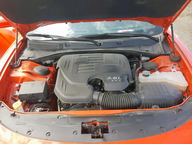 2C3CDXBG5JH179447 - 2018 DODGE CHARGER SX ORANGE photo 7