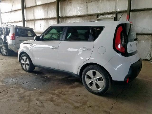 KNDJN2A22G7287733 - 2016 KIA SOUL WHITE photo 3