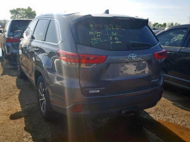 5TDJZRFH4JS890660 - 2018 TOYOTA HIGHLANDER GRAY photo 3