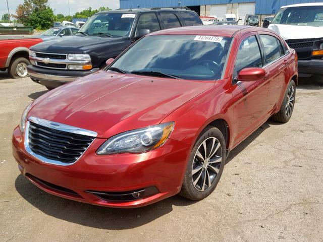 1C3CCBBB6DN580611 - 2013 CHRYSLER 200 TOURIN RED photo 2