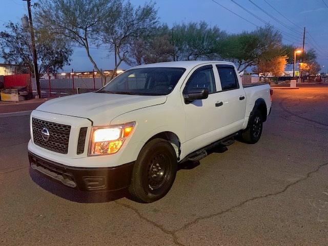 1N6AA1EJ8HN540152 - 2017 NISSAN TITAN S WHITE photo 2