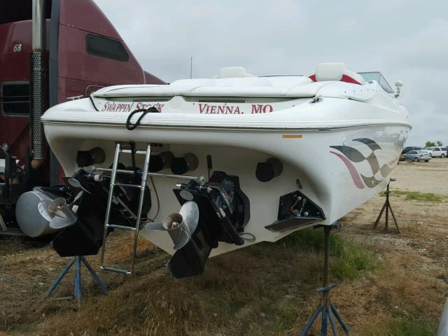 AGC60010H697 - 1997 BAJA MARINE 38 WHITE photo 4