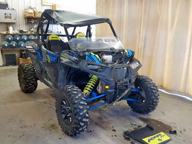 3NSVDK998HF915844 - 2017 POLARIS RZR XP 100 BLACK photo 1