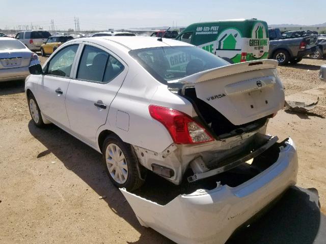 3N1CN7AP7GL915883 - 2016 NISSAN VERSA S WHITE photo 3