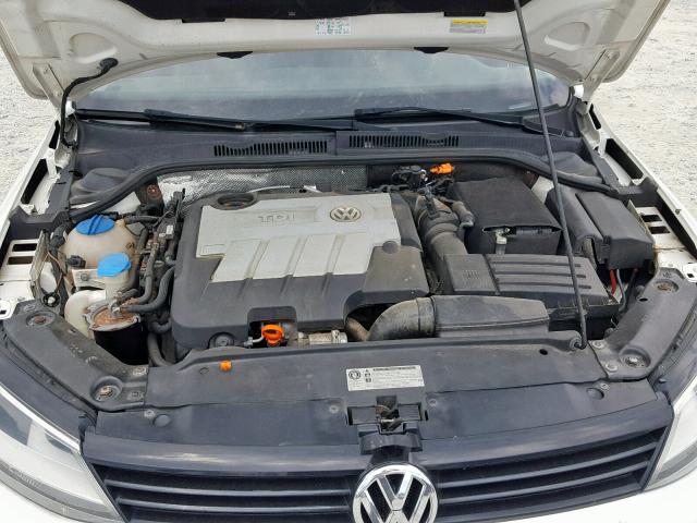 3VW3L7AJ4BM090576 - 2011 VOLKSWAGEN JETTA TDI WHITE photo 7