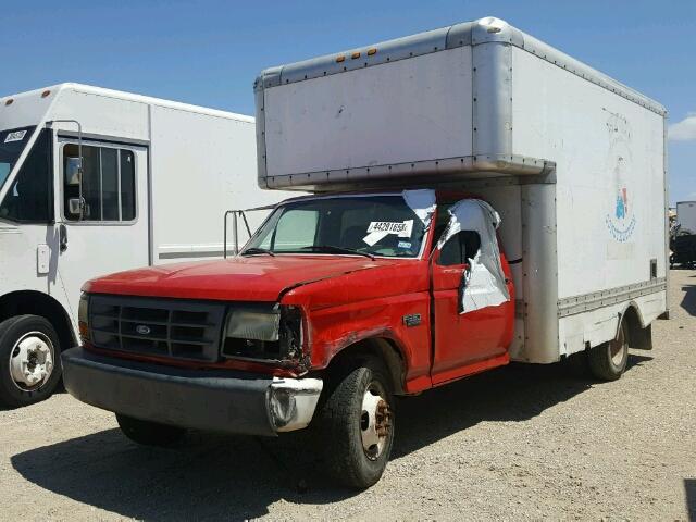 1FDKF37G0TEA11692 - 1996 FORD F350 RED photo 2