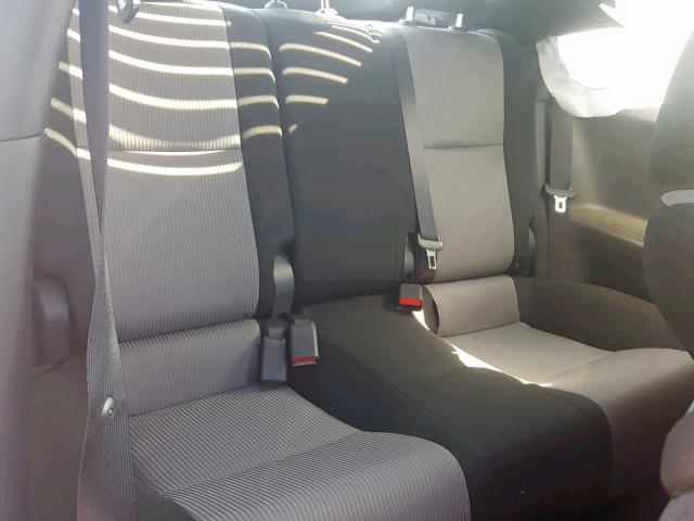 JTKJF5C74FJ013113 - 2015 TOYOTA SCION TC თეთრი ფოტო 6