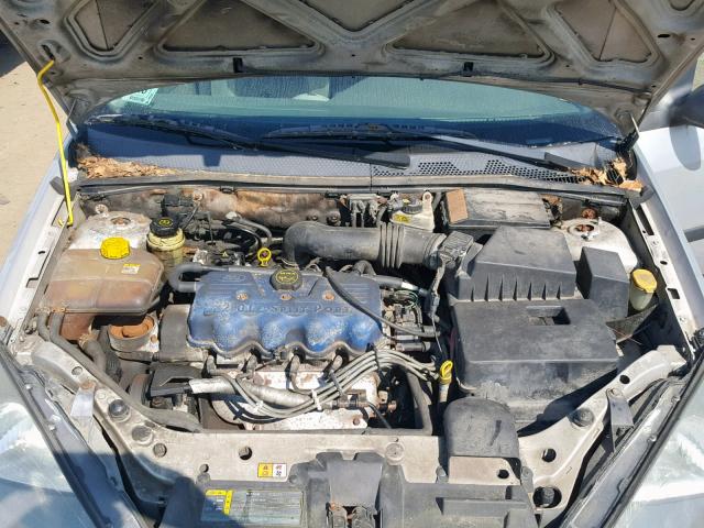 1FAFP33P83W158352 - 2003 FORD FOCUS LX SILVER photo 7