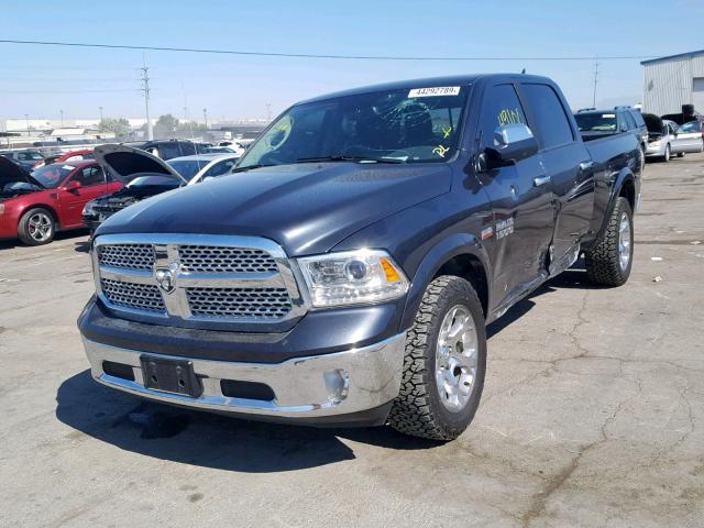 1C6RR7VT4JS152093 - 2018 RAM 1500 LARAM BLACK photo 2