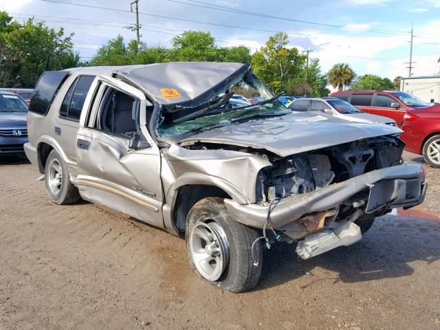 1GNCS13X44K154198 - 2004 CHEVROLET BLAZER GRAY photo 1