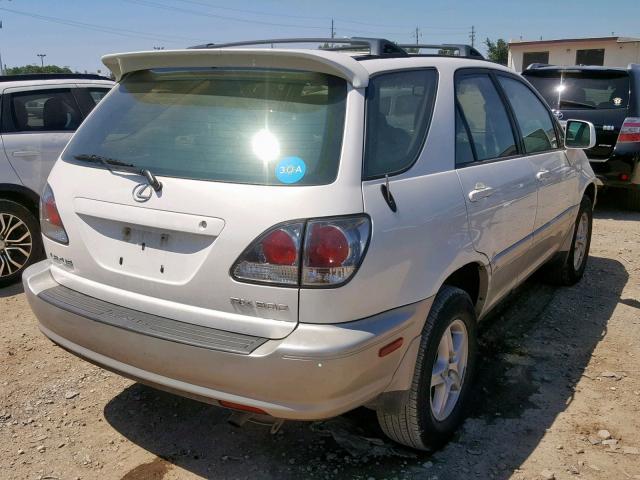 JTJHF10U520266642 - 2002 LEXUS RX 300 WHITE photo 4