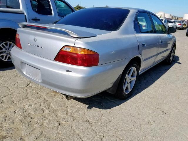 19UUA5664YA045439 - 2000 ACURA 3.2TL GRAY photo 4