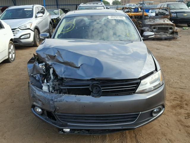 3VWLL7AJ2CM403965 - 2012 VOLKSWAGEN JETTA TDI CHARCOAL photo 9