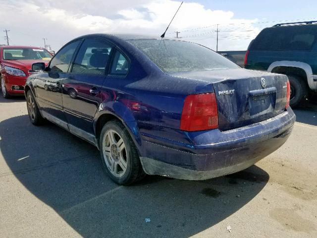 WVWEH63B31E033089 - 2001 VOLKSWAGEN PASSAT GLX BLUE photo 3