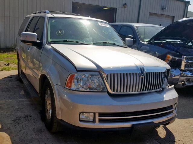 5LMFU28586LJ24754 - 2006 LINCOLN NAVIGATOR SILVER photo 1