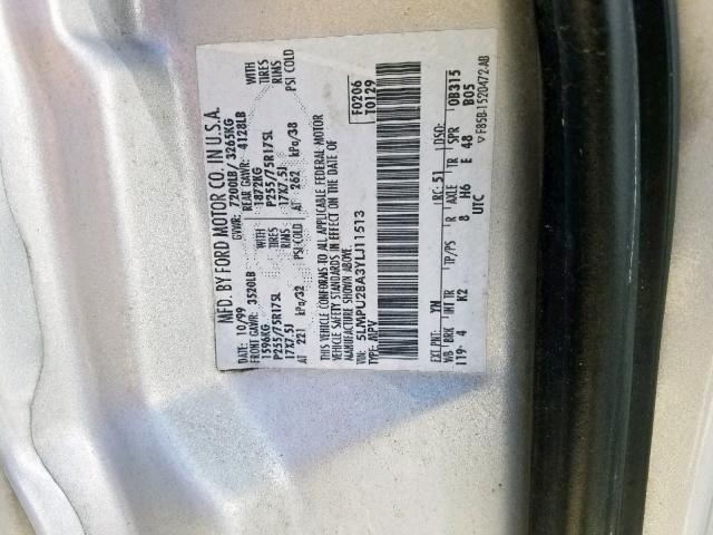 5LMPU28A3YLJ11513 - 2000 LINCOLN NAVIGATOR 银色 照片 10