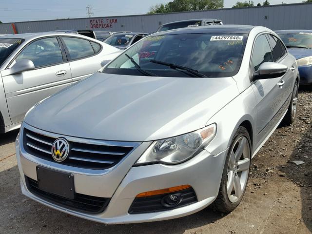 WVWHN7AN6BE733845 - 2011 VOLKSWAGEN CC LUXURY SILVER photo 2