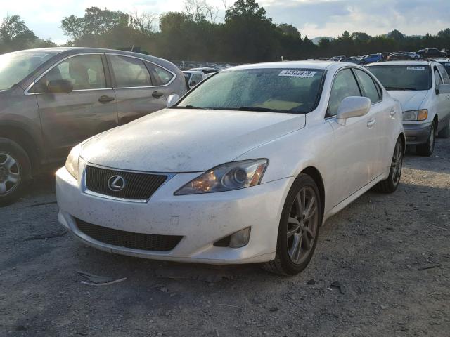 JTHBK262985052120 - 2008 LEXUS IS 250 WHITE photo 2