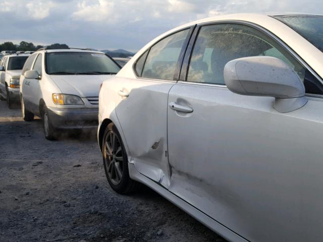 JTHBK262985052120 - 2008 LEXUS IS 250 WHITE photo 9