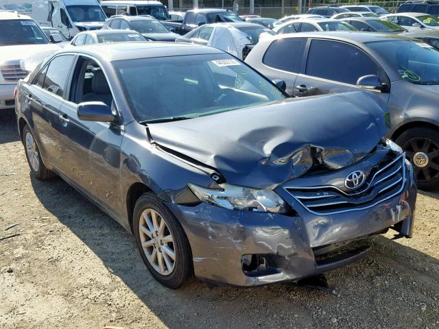 4T1BF3EKXBU207991 - 2011 TOYOTA CAMRY BASE SILVER photo 1